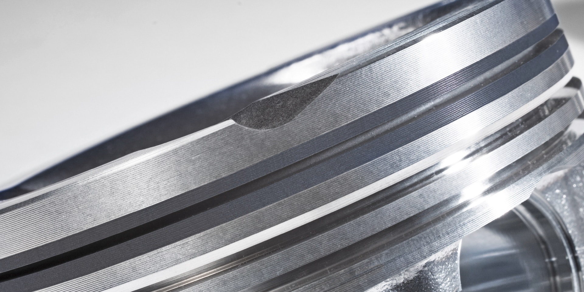 Engine piston coated with SELGA-COAT®