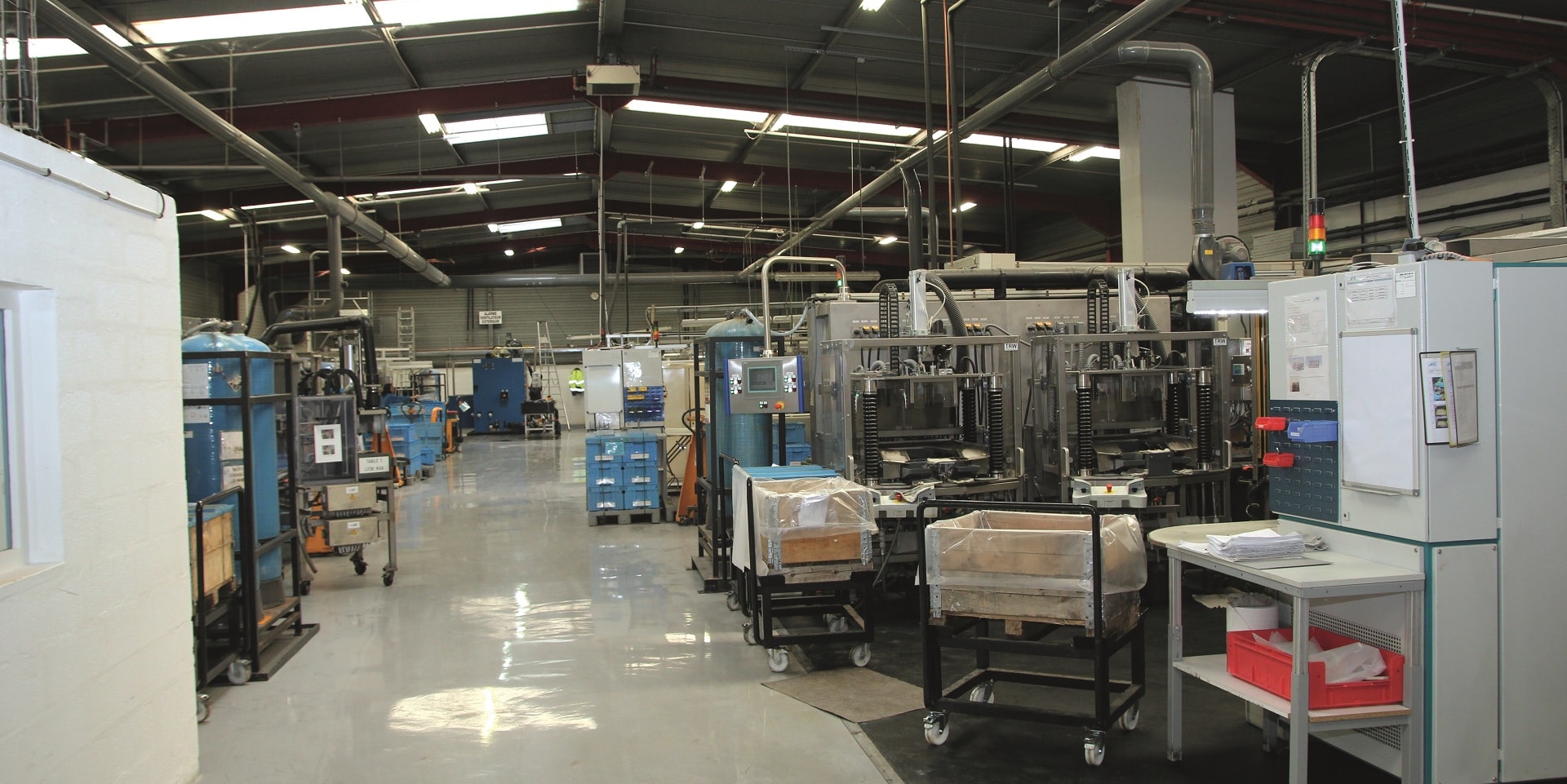 Aalberts surface technologies Faulquemont production hall